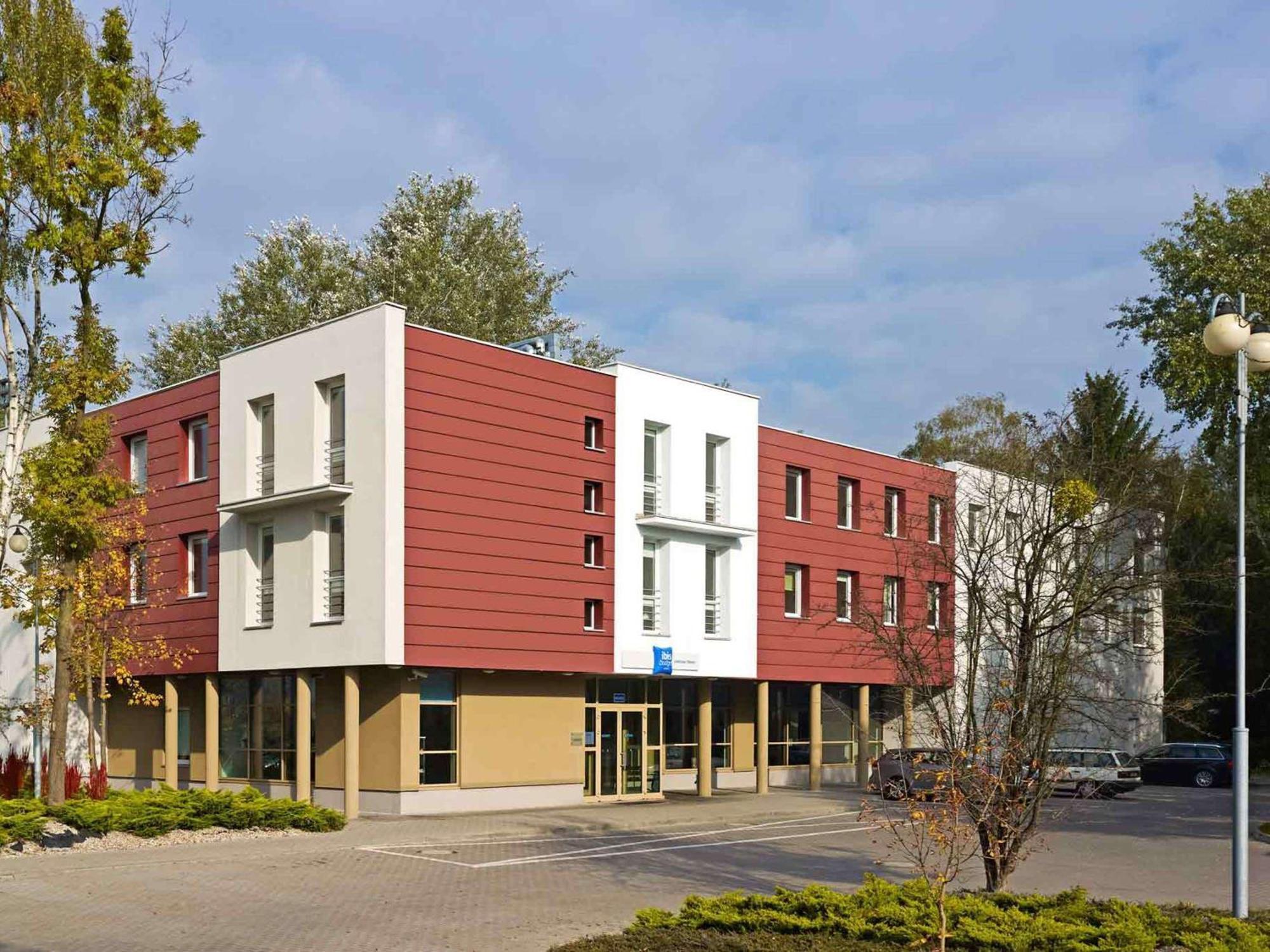 ibis budget Wrocław Stadion Buitenkant foto
