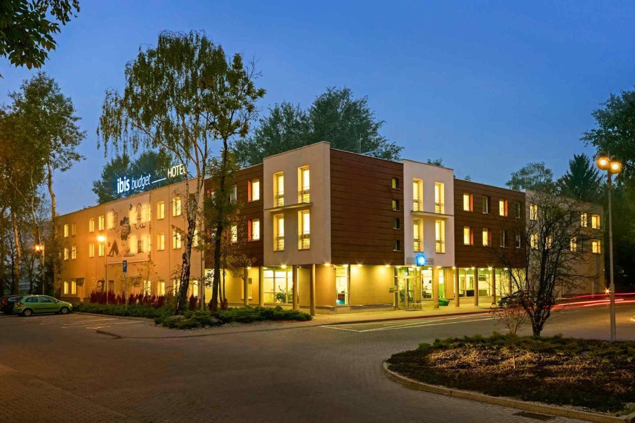 ibis budget Wrocław Stadion Buitenkant foto
